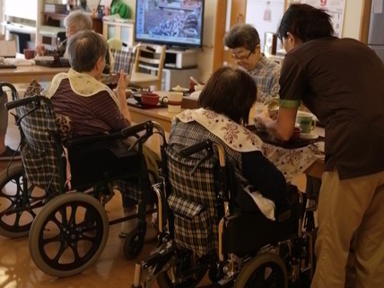 main2_rgvden9ed4zgpo9drqeb