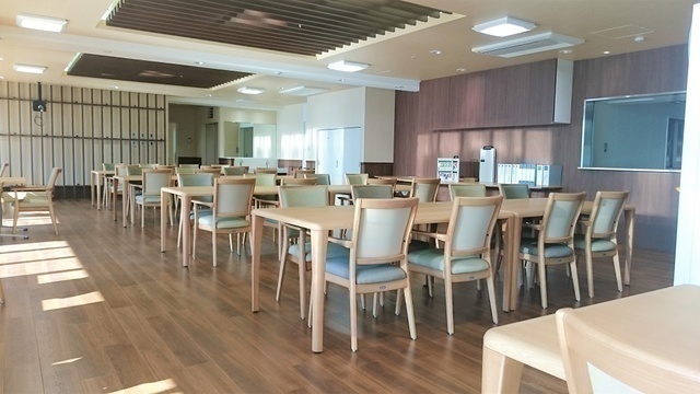 main2_q5of6ggct6en8vp8zrib